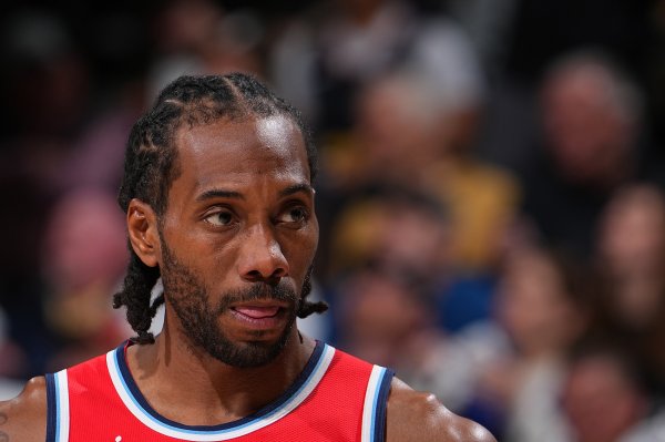 Phóng viên 🚨famous: NBA đã thuê một công ty luật để điều tra thỏa thuận chứng thực của Xiaoka, sau đ