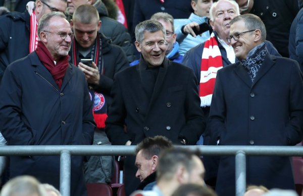 Heiner: Rummenigge là một trong những kiến ​​trúc sư của thời đại Bayern này, và tôi muốn bày tỏ lòn