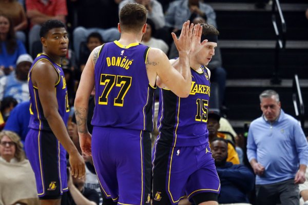 Reeves: Tôi có một mối quan hệ tốt với Christie, nhưng Doncic có một tài năng thế hệ